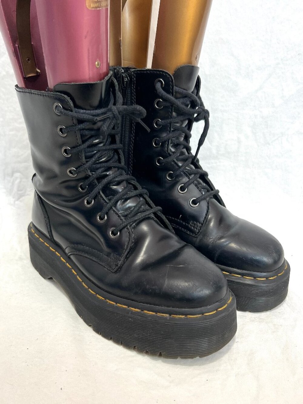 Dr Martens boots Jadon platform black leather womens US 7 lace zip up combat doc